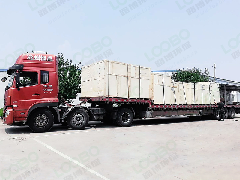 路博環(huán)保移動式焊煙凈化器,打磨除塵臺等設備出口銷量創(chuàng)新高