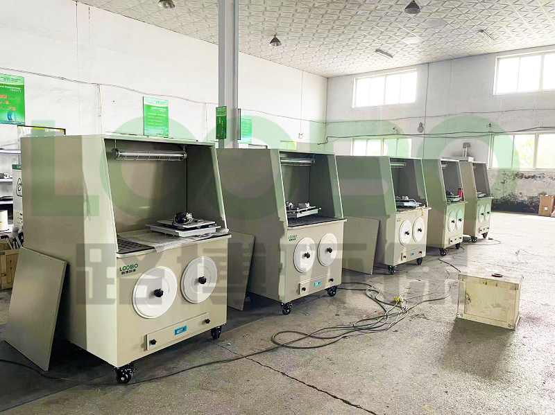 打磨車間怎么除塵？安裝一臺打磨除塵工作臺事半功倍